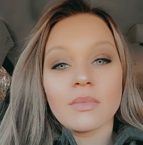 Meet your Posher, Meghan